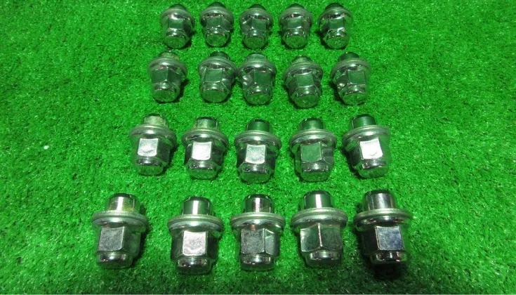 純正ホイールナット