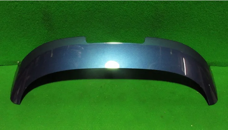 ルーフスポイラー