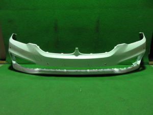 純正 フロントバンパー