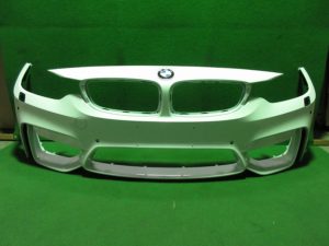 純正 フロントバンパー