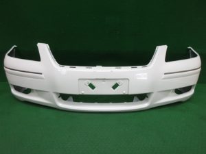 純正 フロントバンパー