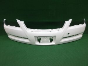 純正フロントバンパー