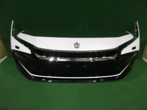 フロントバンパー