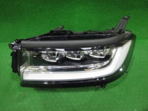 左ヘッドライト