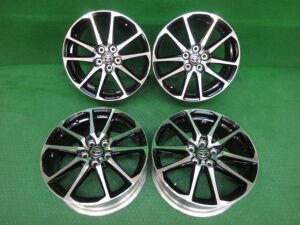 トヨタ ヤリスクロス GRスポーツ 純正 18in