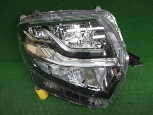 右ヘッドライト