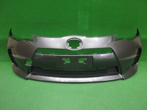 フロントバンパー