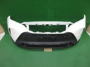 フロントバンパー