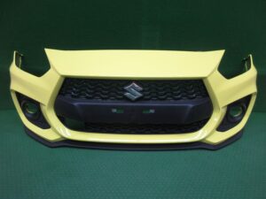 フロントバンパー