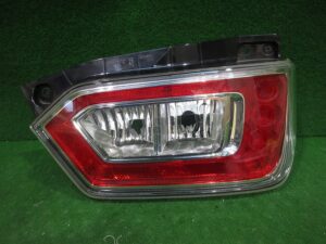 右テールライト ユニット