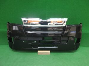 フロントバンパー