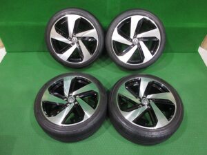 VW ゴルフ7 GTI 純正 18in