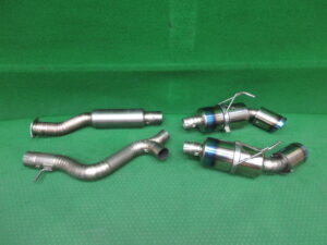 東名 TIRACING チタニウム デュアルマフラー