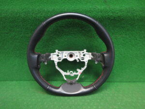 ステアリングハンドル