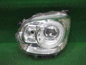 左ヘッドライトLED