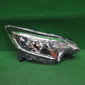 右ヘッドライトハロゲン ユニット