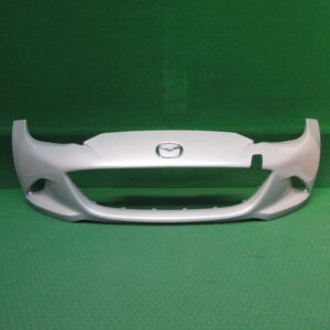 フロントバンパー