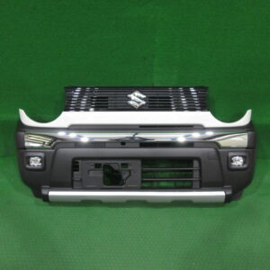 フロントバンパー