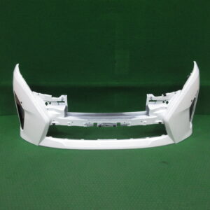 フロントバンパー