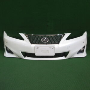 フロントバンパー