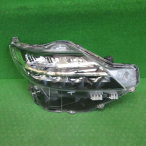 右ヘッドライト