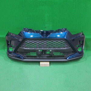 フロントバンパー