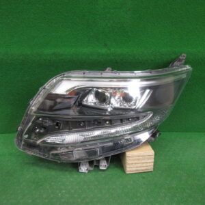 左ヘッドライト LED