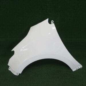 左フェンダーパネル