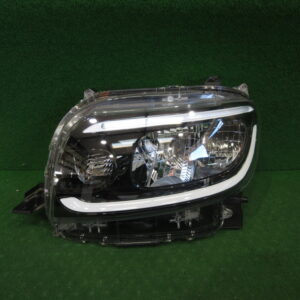 左ヘッドライトLED