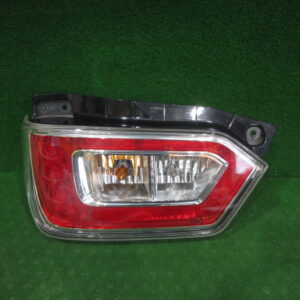 左テールランプ