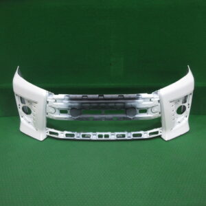 フロントバンパー