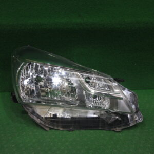 右ヘッドライト ハロゲン