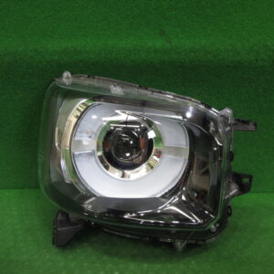 右ヘッドライトLED