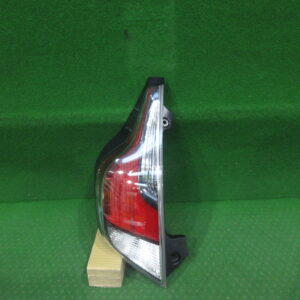 左テールランプ ユニット