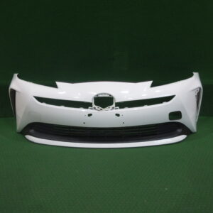 フロントバンパー