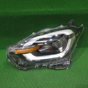 左ヘッドライト